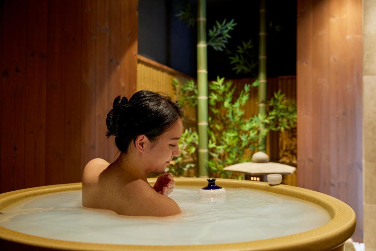 古今 天下茶屋 With A Private Parking Lot And A Half Open-Air Bath And Direct To Kix Βίλα Οσάκα Εξωτερικό φωτογραφία