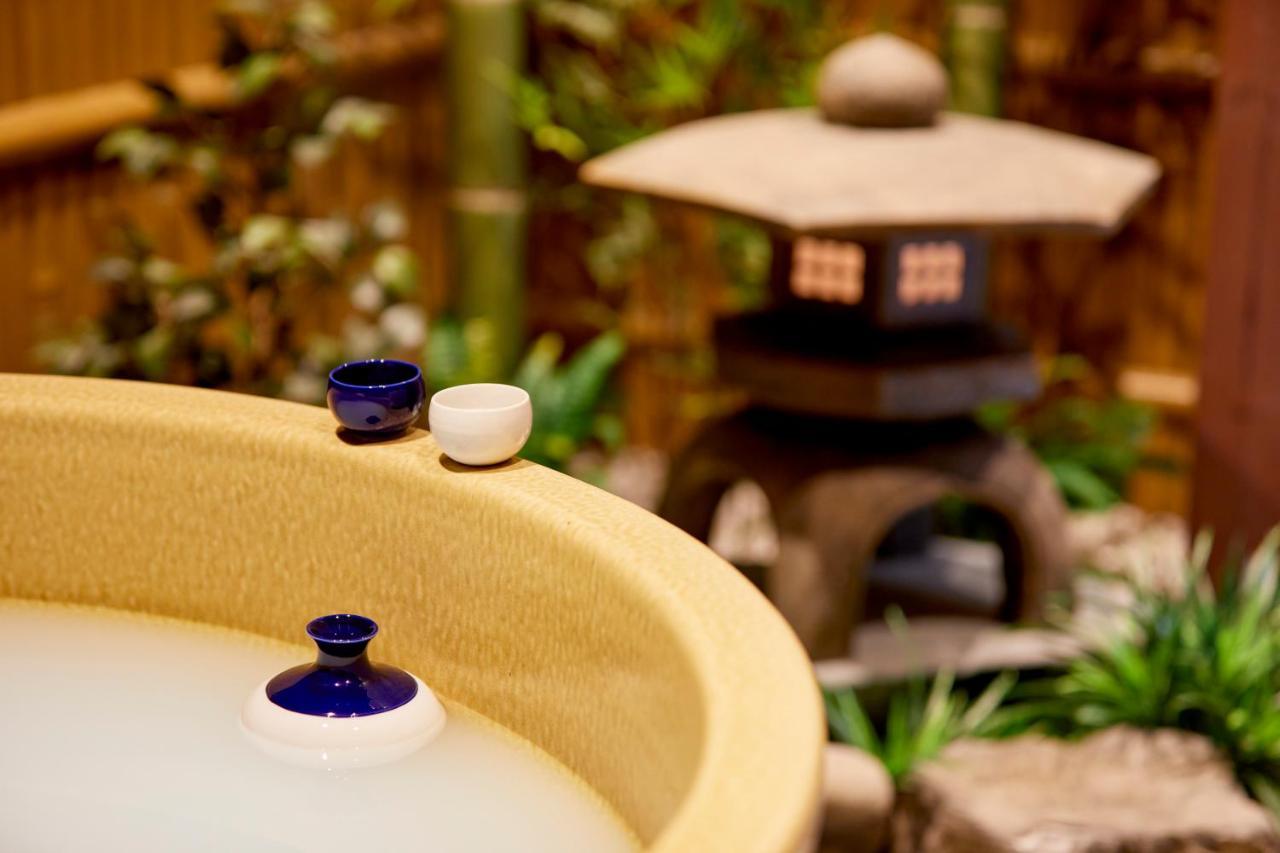 古今 天下茶屋 With A Private Parking Lot And A Half Open-Air Bath And Direct To Kix Βίλα Οσάκα Εξωτερικό φωτογραφία