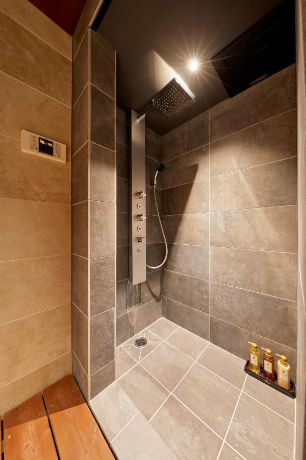 古今 天下茶屋 With A Private Parking Lot And A Half Open-Air Bath And Direct To Kix Βίλα Οσάκα Εξωτερικό φωτογραφία