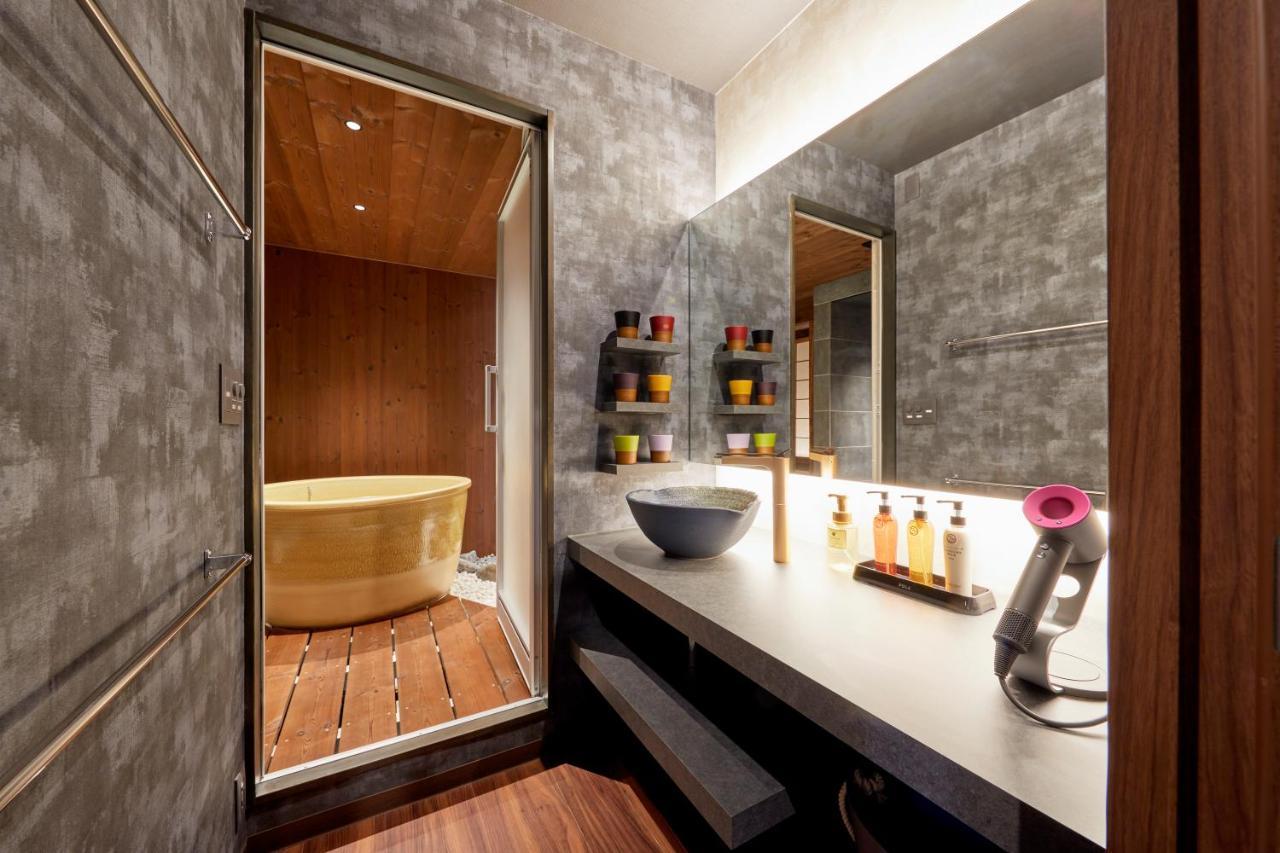 古今 天下茶屋 With A Private Parking Lot And A Half Open-Air Bath And Direct To Kix Βίλα Οσάκα Εξωτερικό φωτογραφία